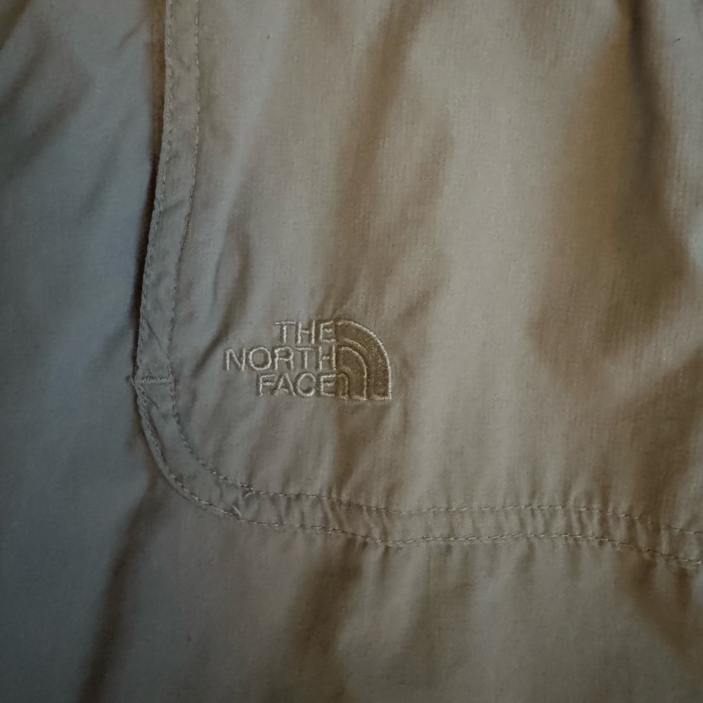 The North Face Women’s Hiking Pants – Size 12 (Regular) – Lightweight Tan - Picture 8 of 12